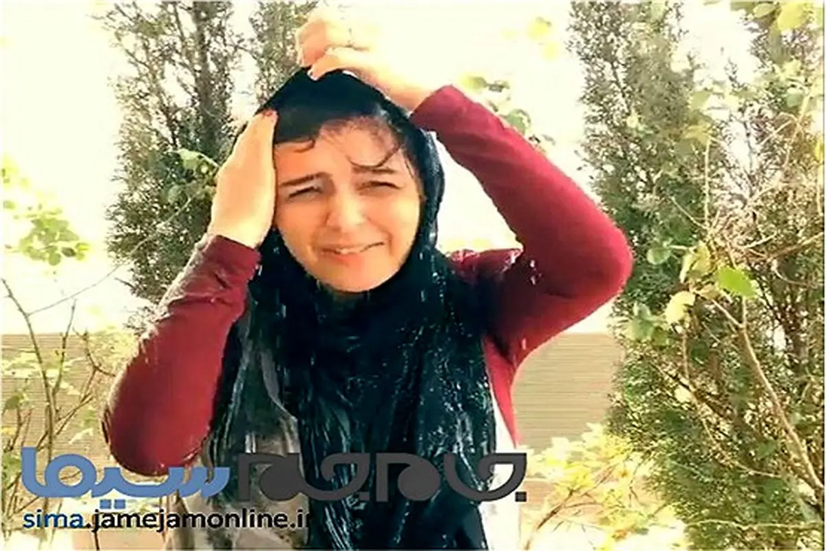شرکت‌ ترانه‌ علیدوستی‌ در چالش‌ آب‌ یخ‌ /تصاویر