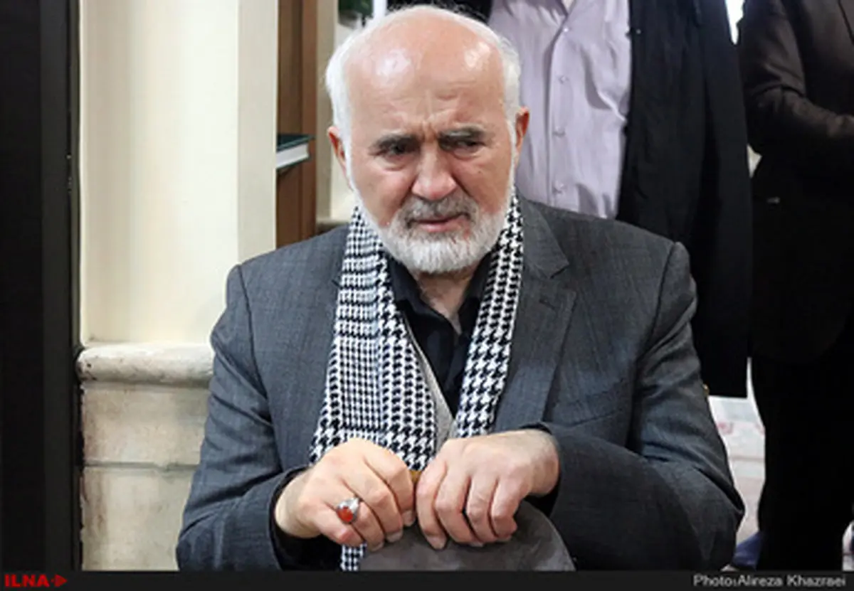 تصاویری تلخ از تشییع جنازه پسر جوان احمد توکلی