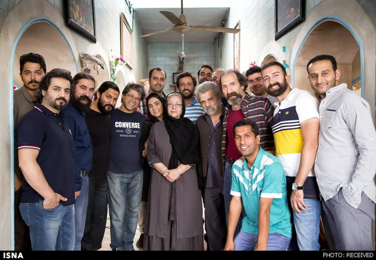 رخشان بنی اعتماد در قهوه‌خانه قنبر/ عکس