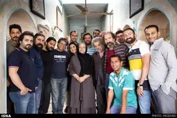 رخشان بنی اعتماد در قهوه‌خانه قنبر/ عکس