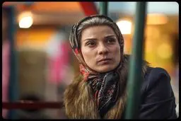 گریم میانسالی سارا بهرامی در نمایی از فیلم جدیدش + عکس