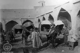 حمل مسافر در دوره قاجار/عکس