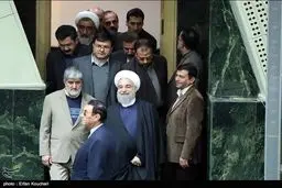 استقبال علی مطهری از روحانی/عکس