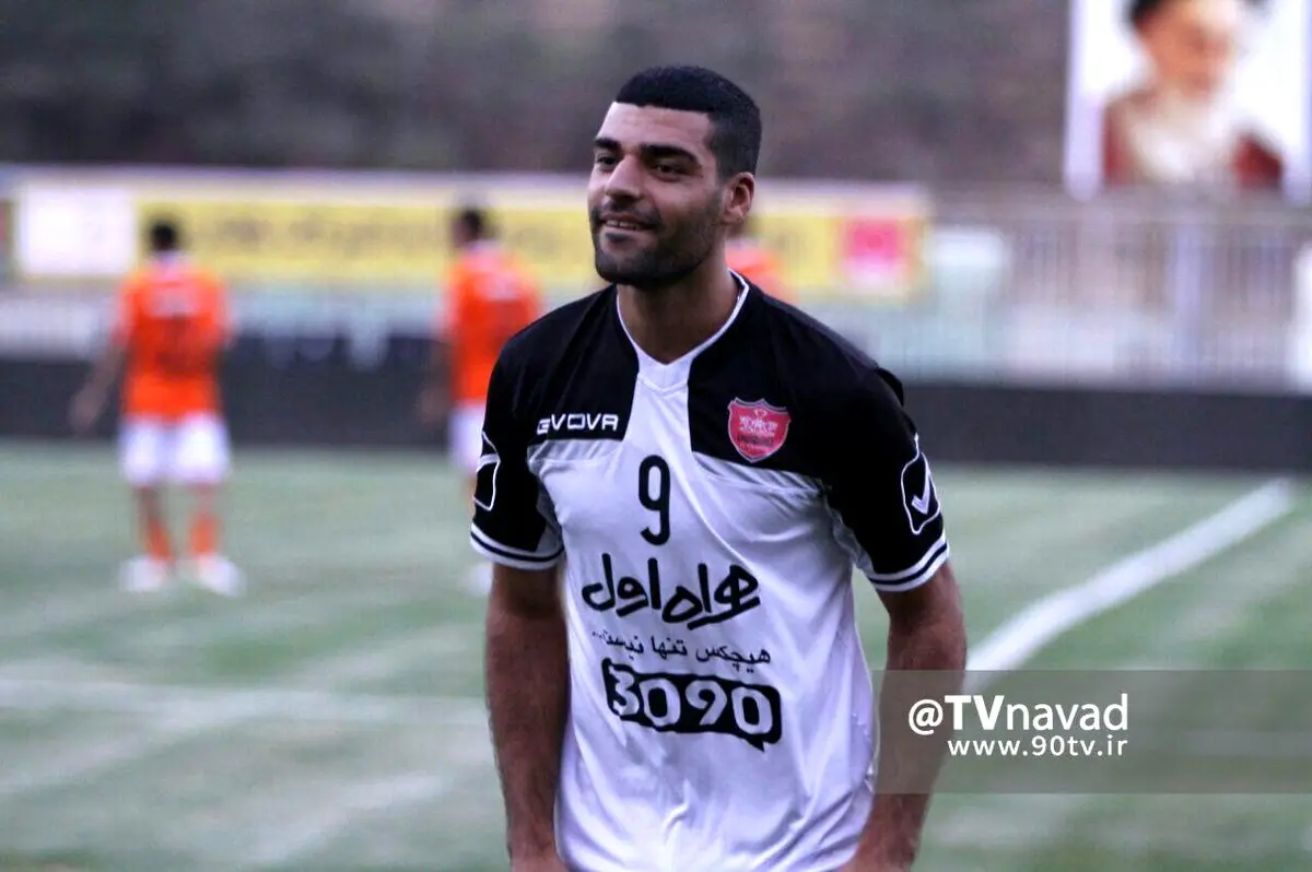 مدل موی جدید مهدی طارمی در پرسپولیس/ عکس