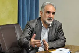 احمد حکیمی‌پور: نباید پشت دولت روحانی را خالی کنیم/ ائتلاف نتیجه ای نداشت ، اصلاح طلبان با نامزدهای خودشان وارد انتخابات شوند