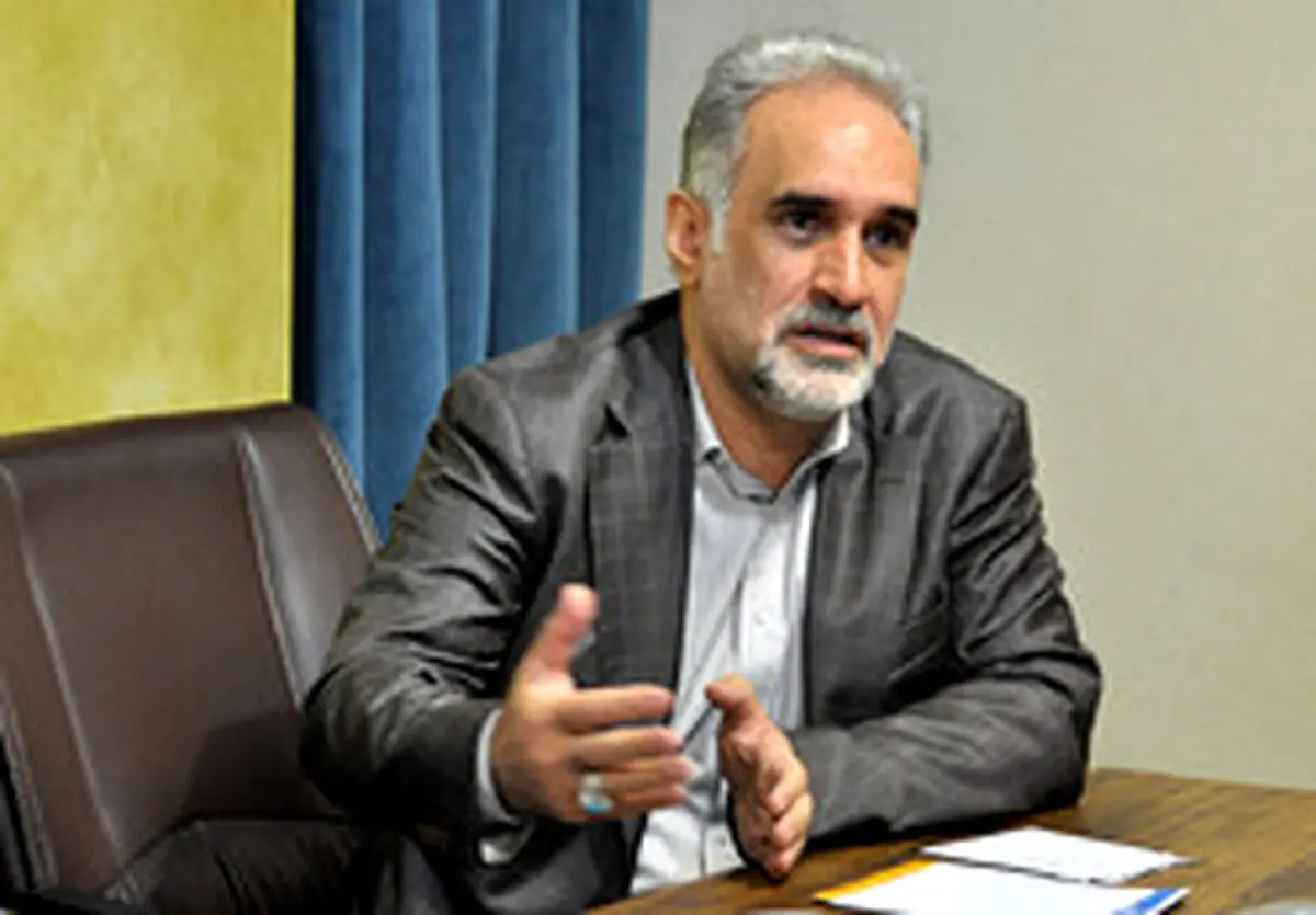 احمد حکیمی‌پور: نباید پشت دولت روحانی را خالی کنیم/ ائتلاف نتیجه ای نداشت ، اصلاح طلبان با نامزدهای خودشان وارد انتخابات شوند