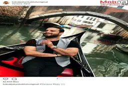 خواننده معروف در ونیز + تصویر
