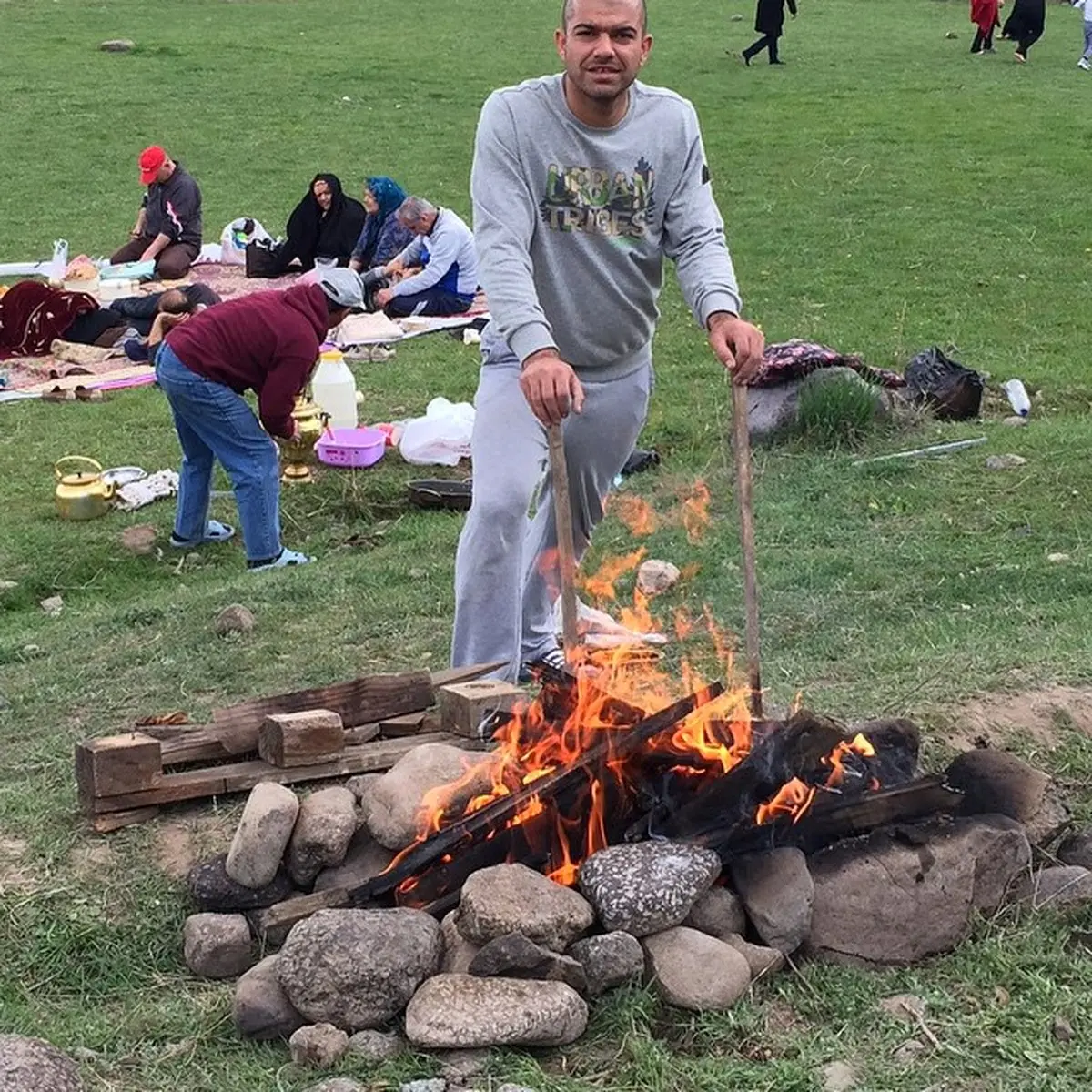 عکس / 13 به در مدال آور سابق المپیک در کنار خانواده