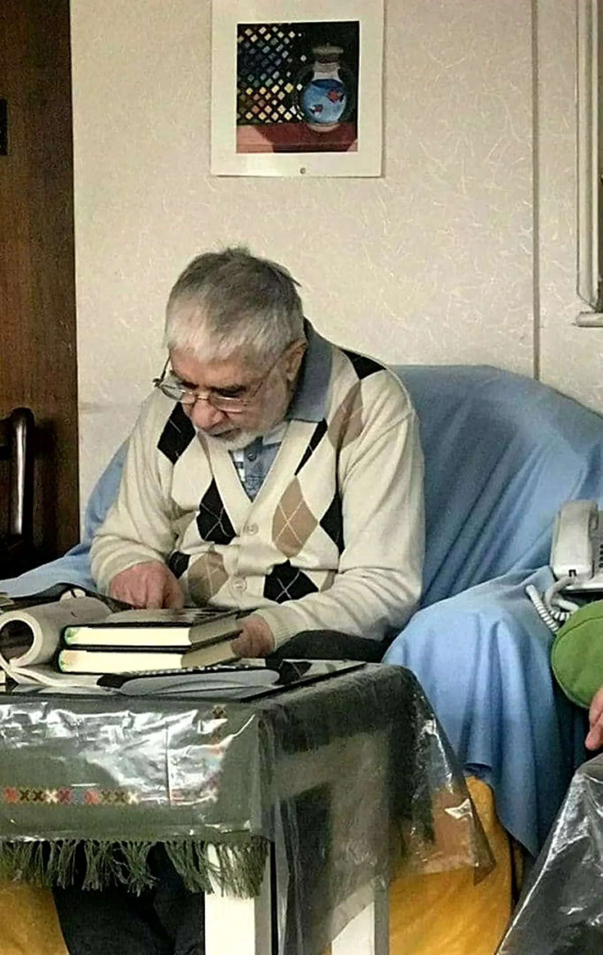 عکس جدید و دیده نشده از میرحسین موسوی در حصر خانگی