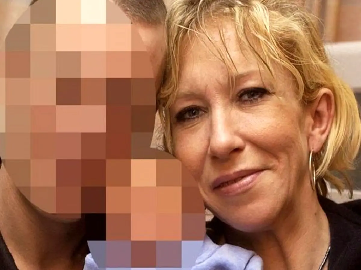 خواننده معروف، بانوی نمونه داعش! /عکس