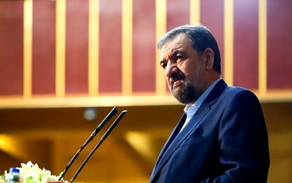 واکنش تند محسن رضایی به تحریف نظر رهبر انقلاب درباره رفع تحریم‌ها