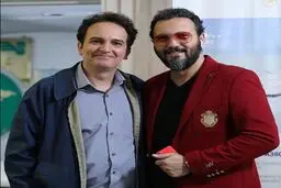 تصویری از بيژن بنفشه خواه با گريمى متفاوت به همراه كامبيز ديرباز