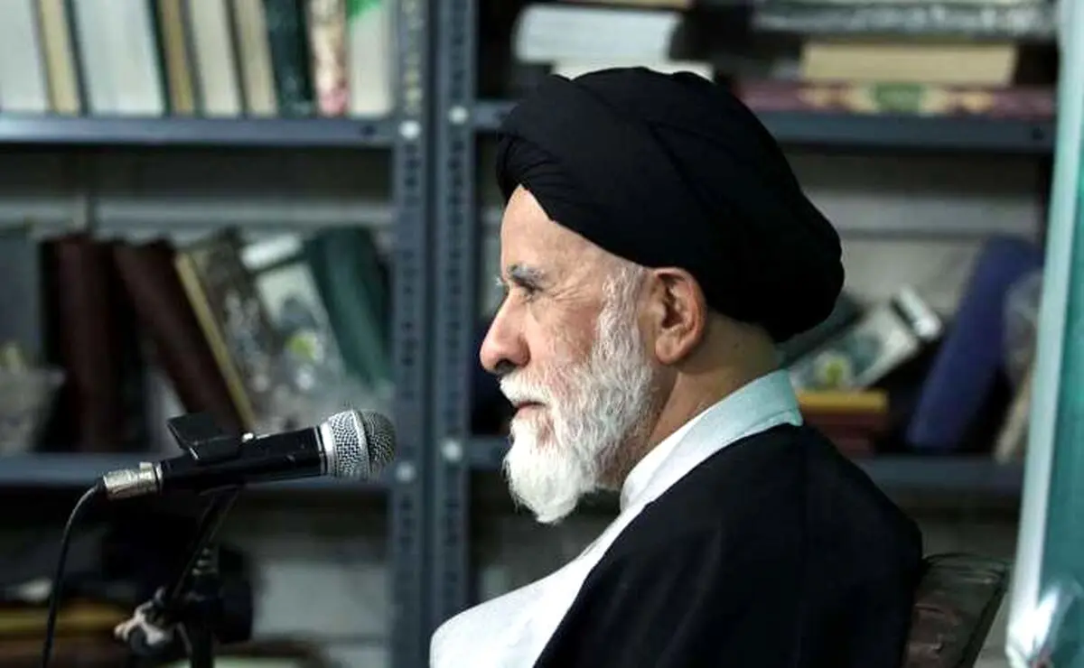 ناصر قوامی: به عارف نصیحت می‌کنم با نامزدی در انتخابات بیش از این با آبروی خودش و اصلاحات بازی نکند/ اصولگرایان می‌خواهند عارف بیاید تا با شکستی سنگین حیثیت اصلاح‌طلبان از بین برود/ خاتمی عاقل‌تر از آن است که از عارف حمایت کند