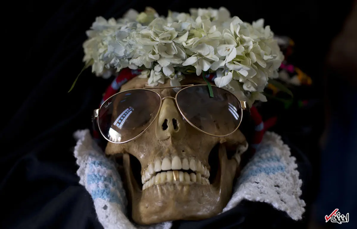 تصویری عجیب از یک جمجمه انسان تزئین شده