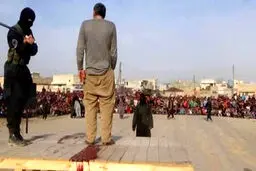 داعش دست یکی از شهروندان را به جرم دزدی قطع کرد/ تصاویر