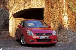 ماشین سوزوکی سوئیفت/عکس