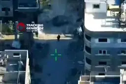 حمله با پهپاد به یک زن و کودک در جستجوی آب 16+
