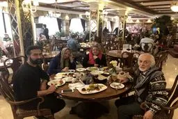 تصویری جدید از دورهمی بهاره رهنما و همسرش