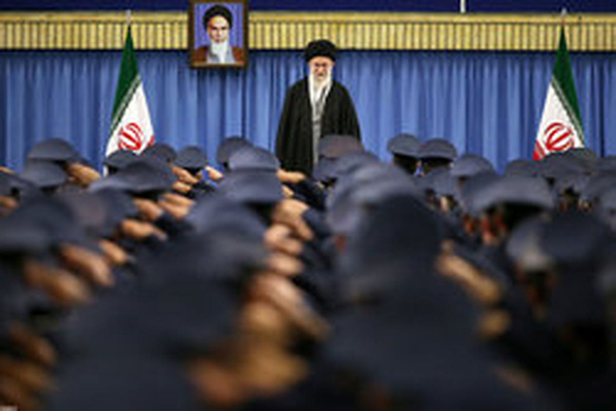 دیدار فرماندهان و کارکنان نیروی هوایی ارتش با رهبر انقلاب تا ساعتی دیگر