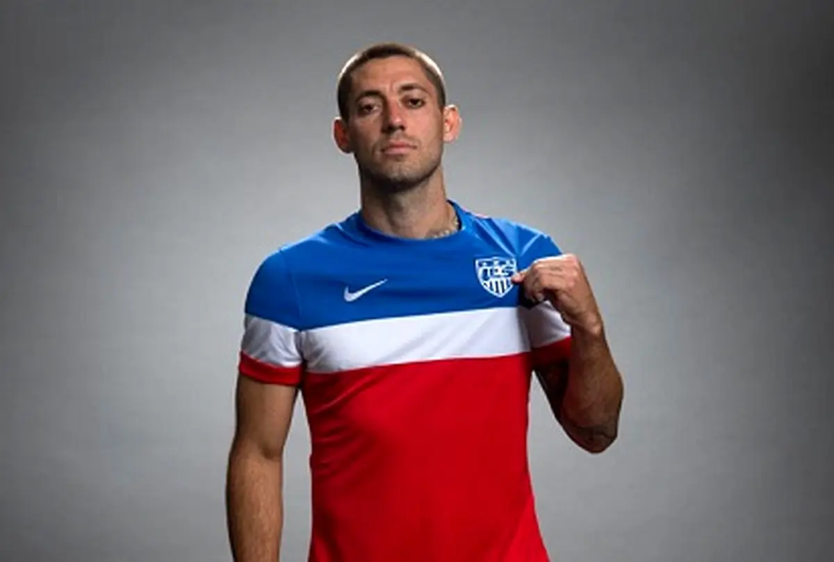 فوتبالیست مشهور خواننده شد+عکس