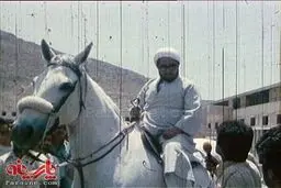 مصاحبه آیت الله خلخالی با خبرنگار روی اسب! /عکس