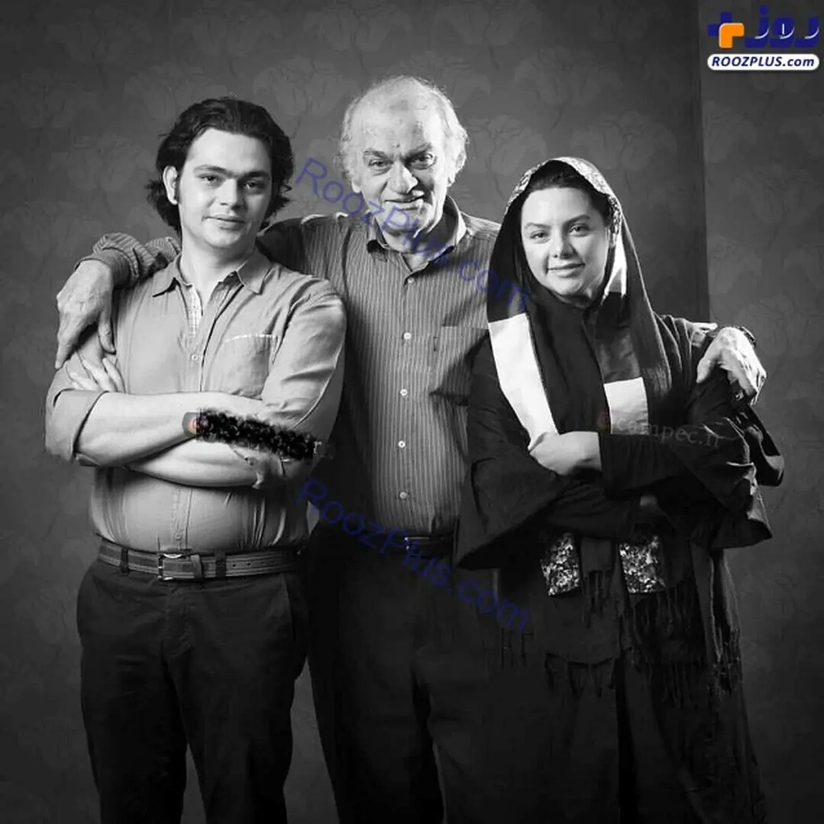 عکسی از بازیگر کم پیدای تلویزیون و فرزندانش