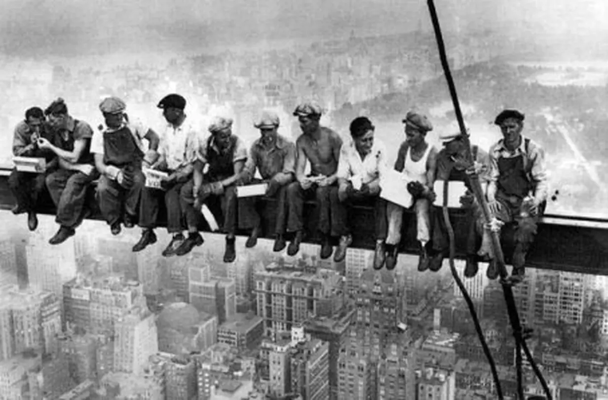 80سال دروغ / کاریکاتور