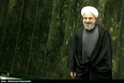 لبخندهای حسن روحانی در صحن علنی مجلس/ تصاویر