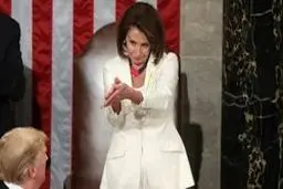 پلوسی در واکنش به کنایه های اخیر ترامپ: دیگر کاری به کار دونالد ترامپ ندارم