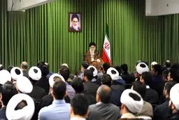 دیدار جمعی از استعدادهای برتر و نخبگان جوان با رهبر انقلاب/تصاویر