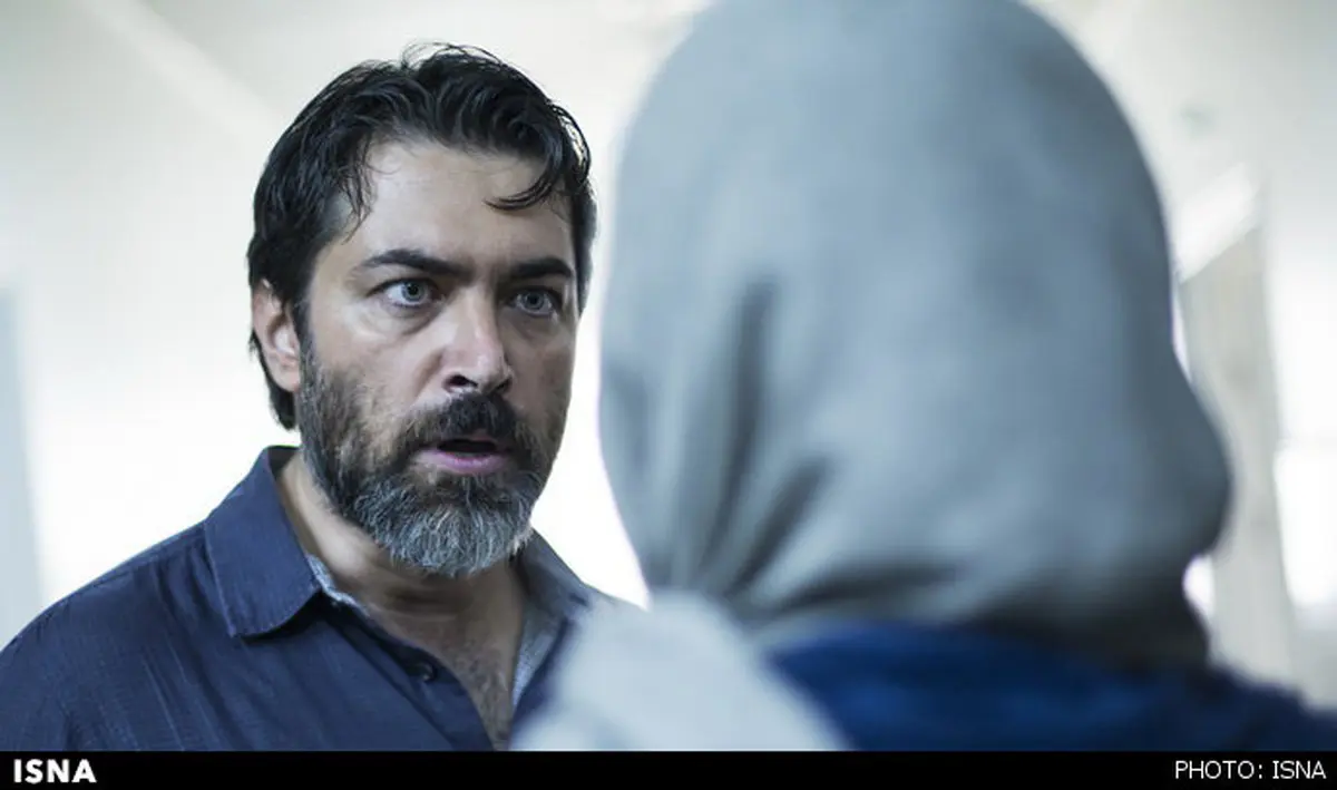 پارسا پیروزفر، هانیه توسلی و بابک حمیدی در «شکاف» بهم رسیدند /عکس