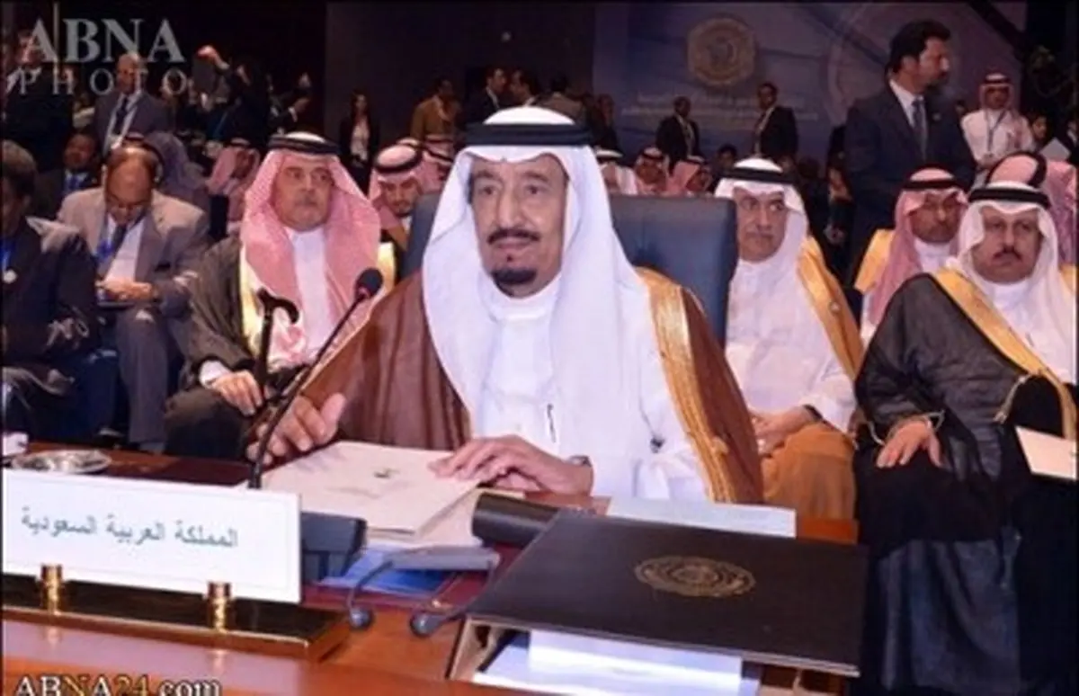 حرکات‌ عجیب‌ وزیر خارجه‌ عربستان/ تصاویر