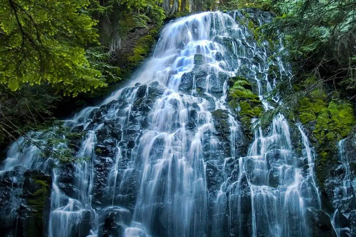 عکس / رامونا، یک آبشار شگفت انگیز در آمریکا