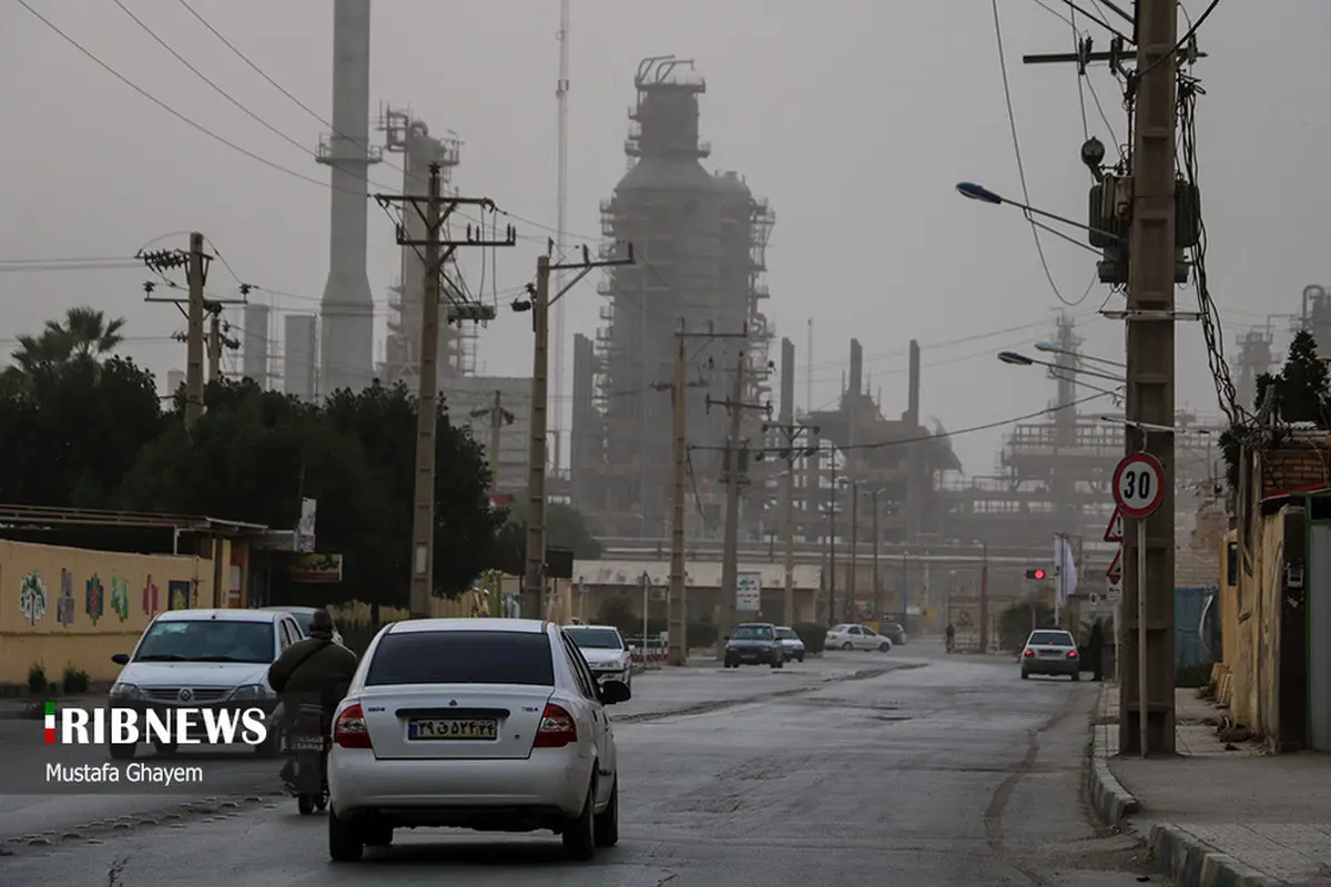 طوفان گرد و خاک عربستان میهمان آبادان شد +عکس‌ها