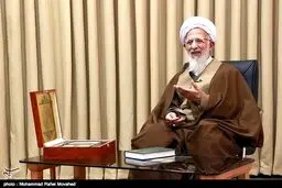 روایت تصویری رونمایی از بزرگترین قرآن مطلا