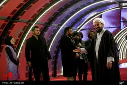 یک روحانی در جشنواره فجر/ عکس