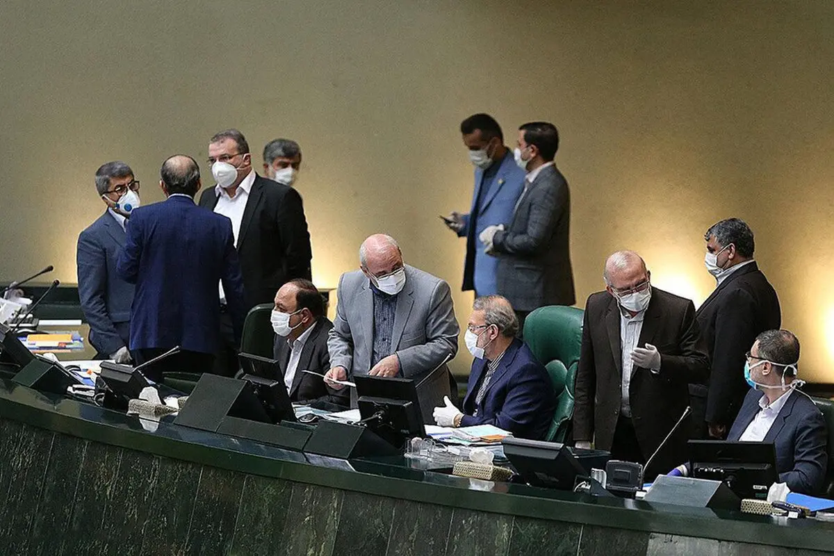 اتفاق عجیبی که دیروز در مجلس رخ داد! + عکس