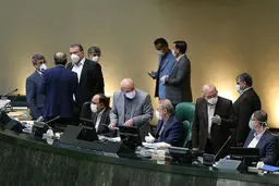 اتفاق عجیبی که دیروز در مجلس رخ داد! + عکس