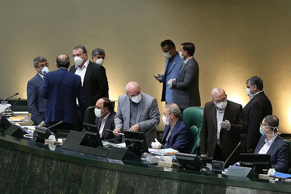 اتفاق عجیبی که دیروز در مجلس رخ داد! + عکس