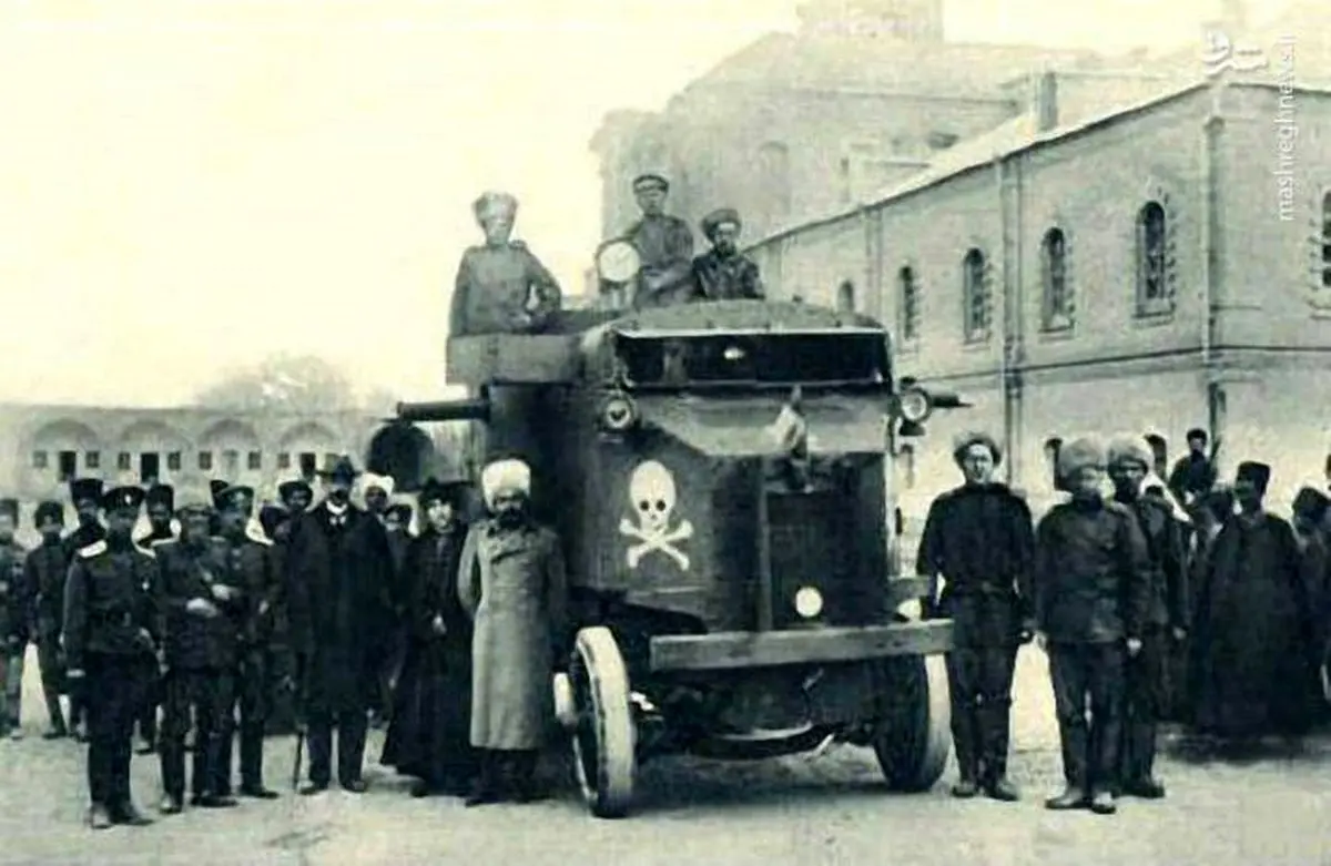 تصویری از زره‌پوش جنگی در خیابان‌های تهران/عکس