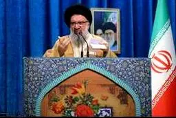 امام جمعه موقت تهران: ترامپ مانند دزد سرگردنه‌ای است که باج می‌گيرد/ شیطنت‌های آمریکا بی‌پاسخ نخواهد ماند/ سیل‌زده‌ها فراموش نشوند 
