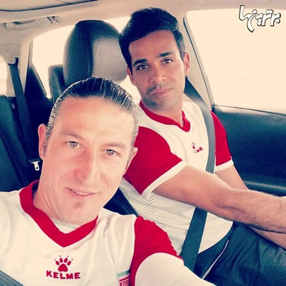 عکس سلفی دو ستاره سابق استقلال با پیراهن تراکتور