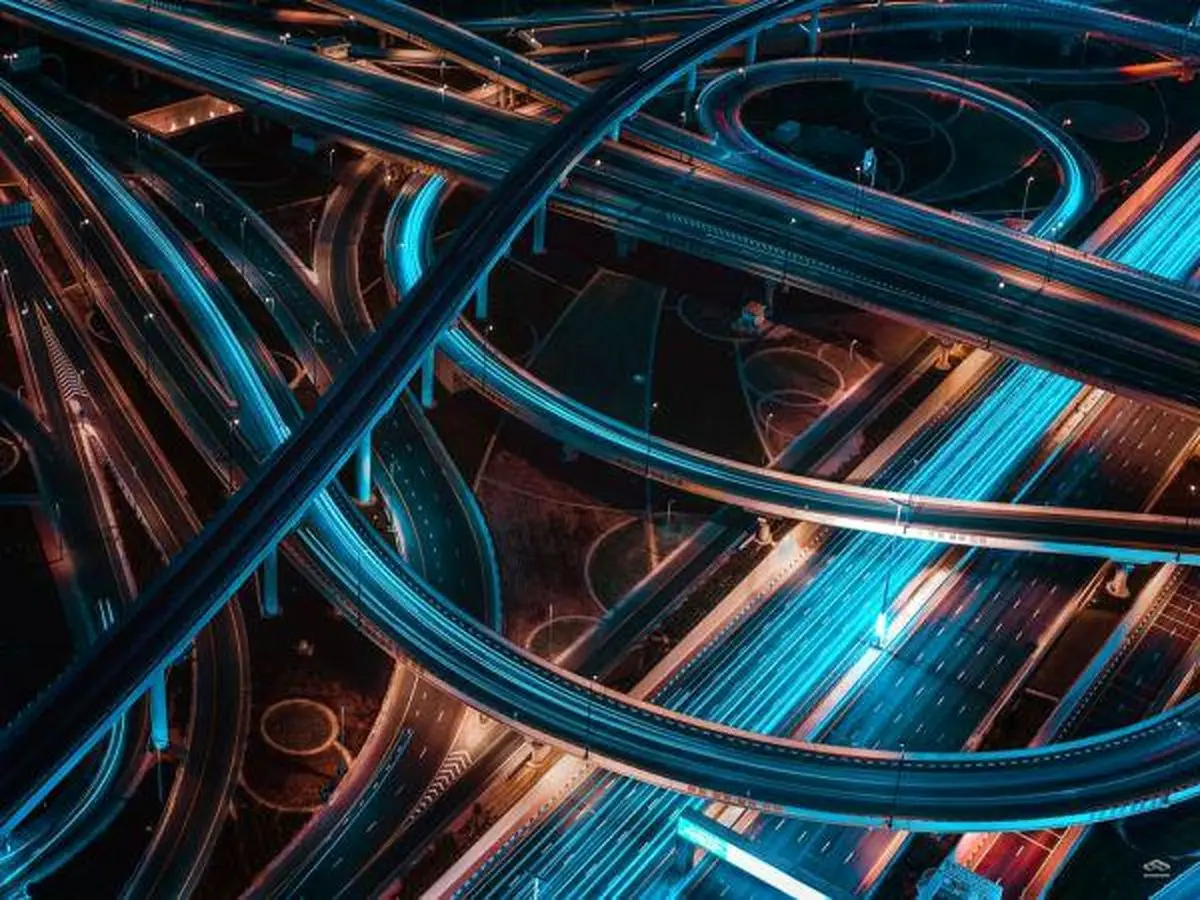 تصویری کمتر دیده شده از درخشش جاده شیخ زاید