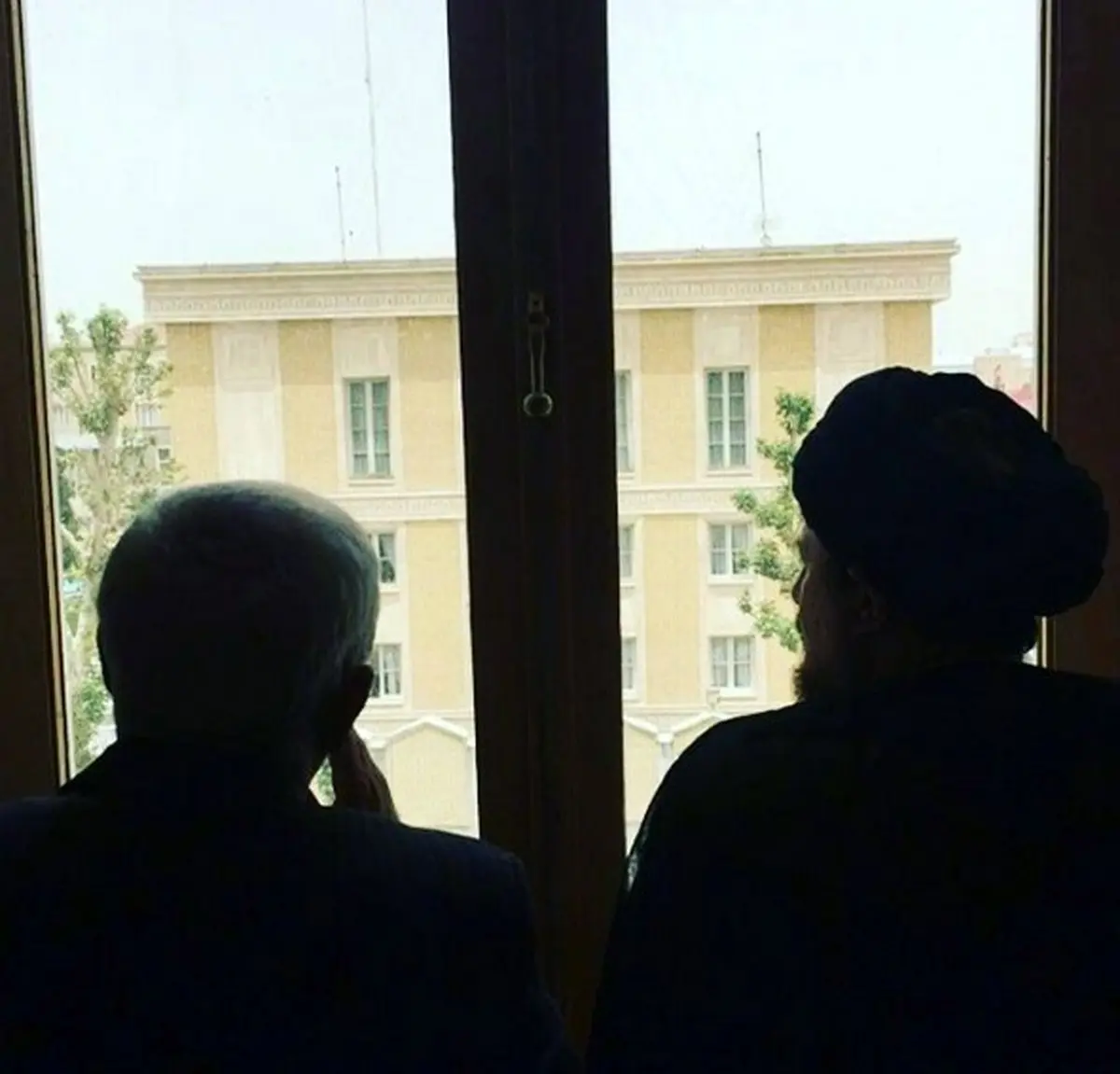 عکس متفاوت از سید حسن خمینی و ظریف