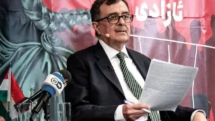  ️عبدالله مهتدی در آنتن زنده موساد اینترنشنال، به غلط‌کردن افتاد!