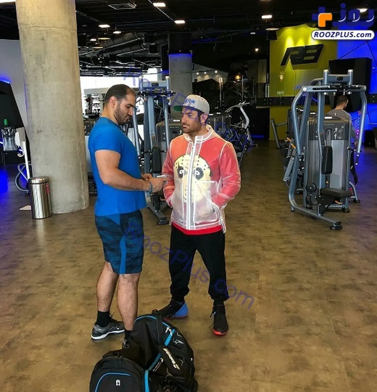 تصویری از تیپ سوپراستار سینما در باشگاه بدنسازی