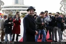 حمید گودرزی پس از سفر دور دنیا خودش را به جشنواره رساند/عکس