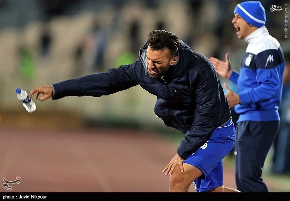 حرکت عجیب حنیف عمران‌زاده بعد از گل استقلال/ عکس