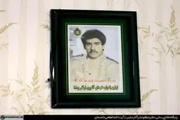 حضور رهبری در منزل خانواده شهید مسیحی/عکس