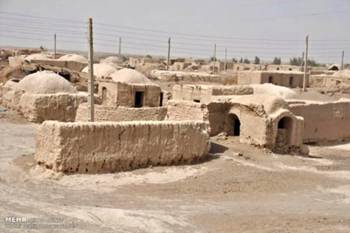 دِهی که در سال 40 حافظ قرآن تربیت می کند (+عکس)